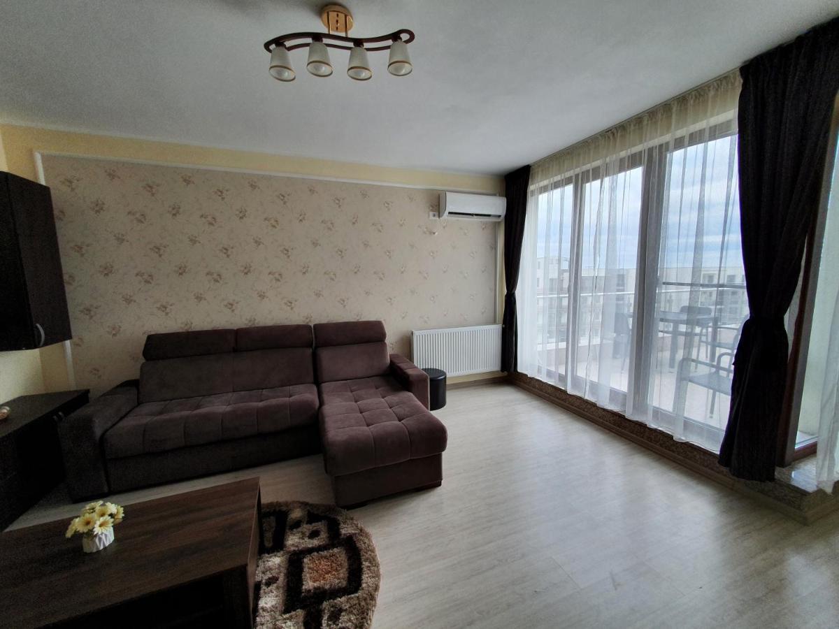 Aquazure Studio Residence 那沃达利 外观 照片