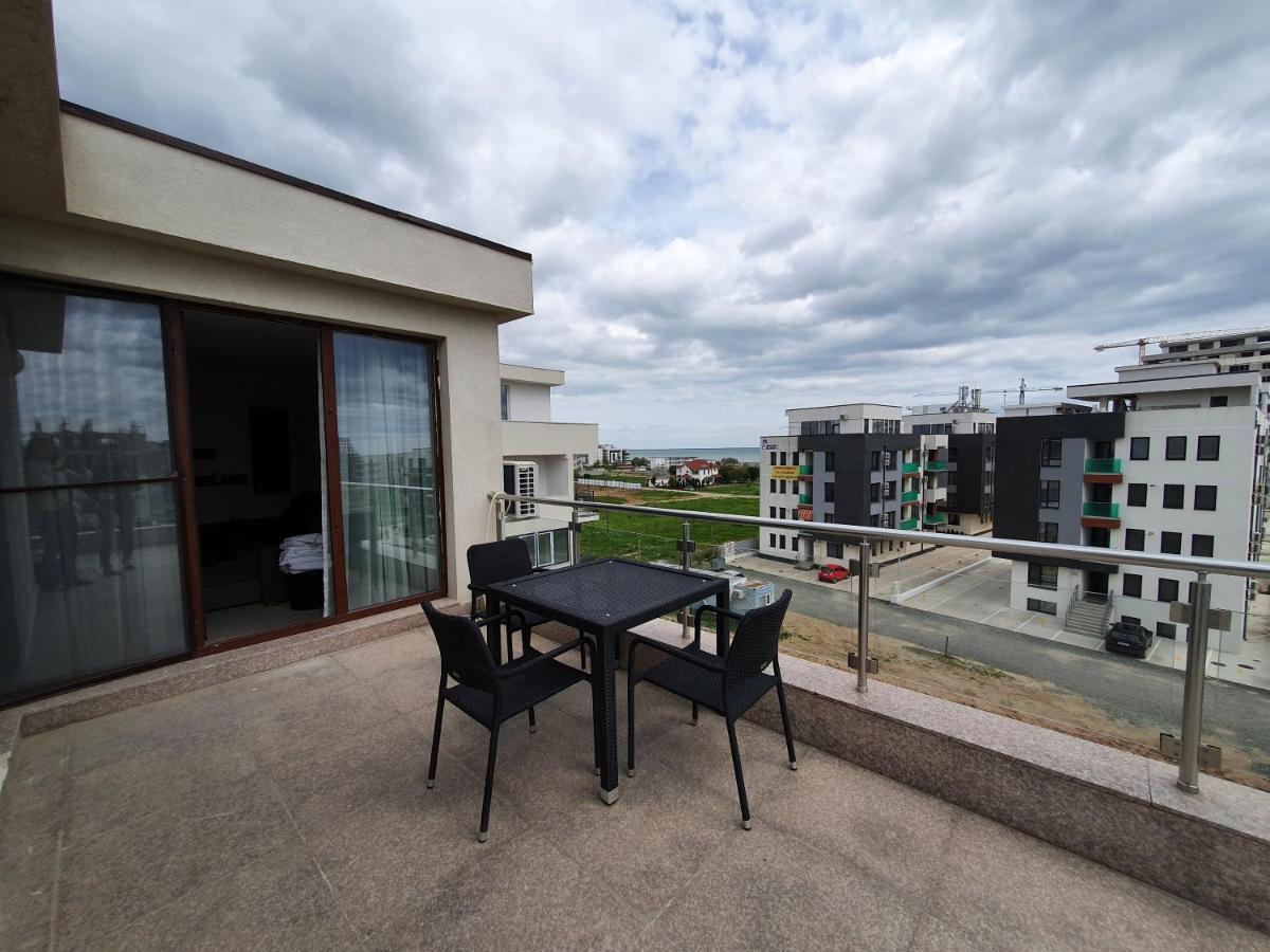 Aquazure Studio Residence 那沃达利 外观 照片