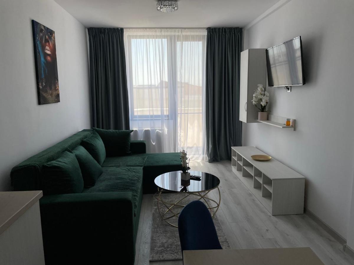 Aquazure Studio Residence 那沃达利 外观 照片