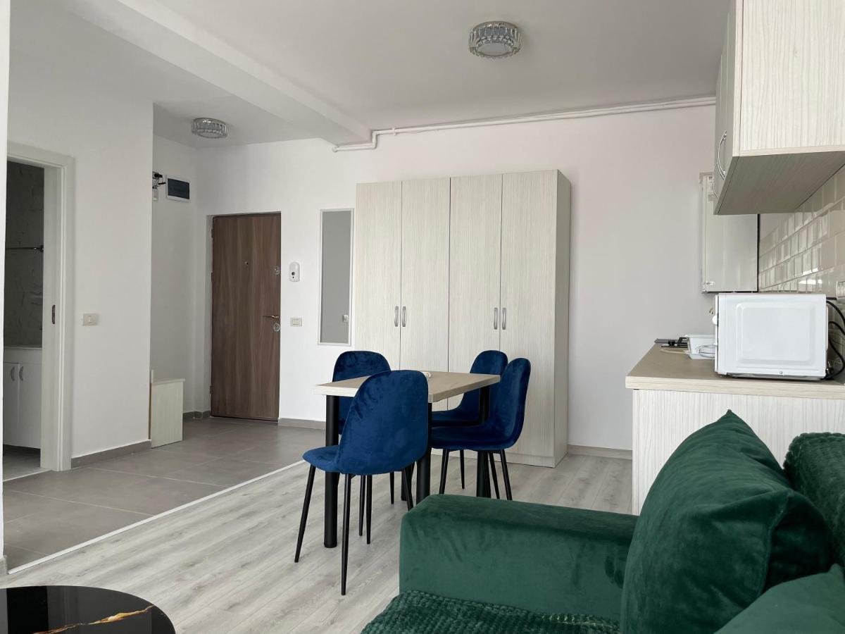 Aquazure Studio Residence 那沃达利 外观 照片