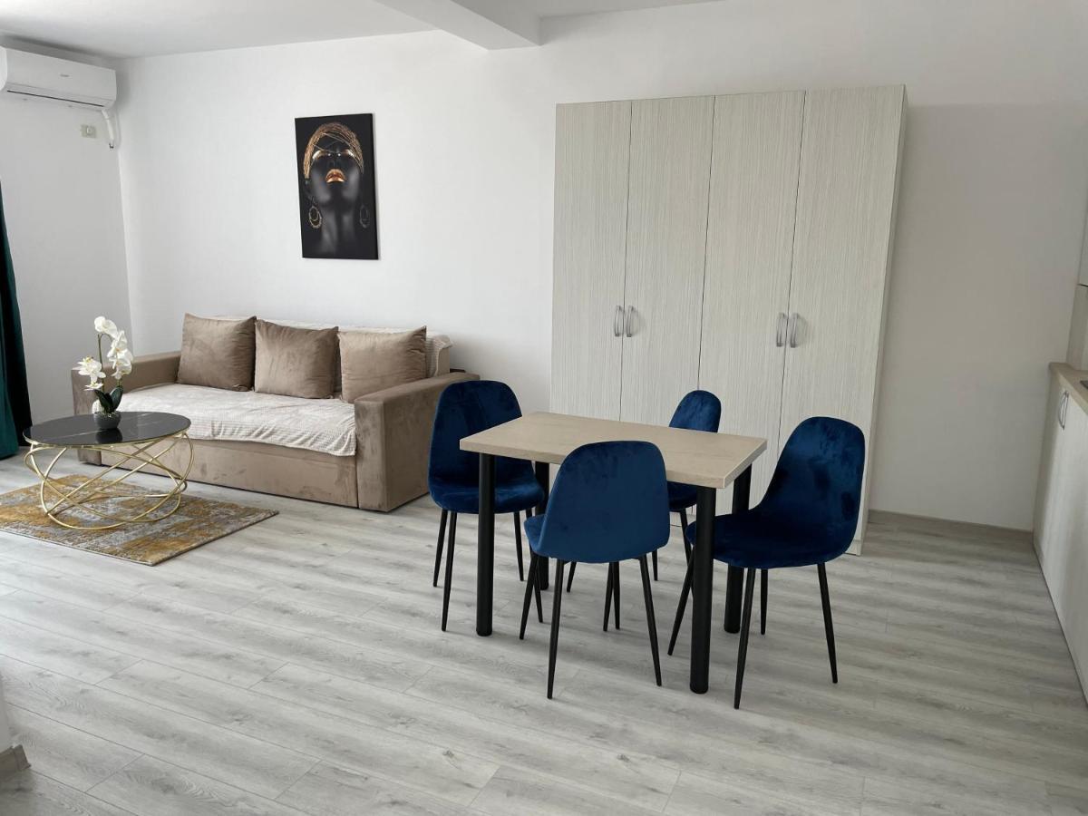 Aquazure Studio Residence 那沃达利 外观 照片