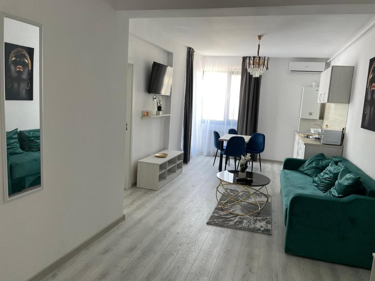Aquazure Studio Residence 那沃达利 外观 照片