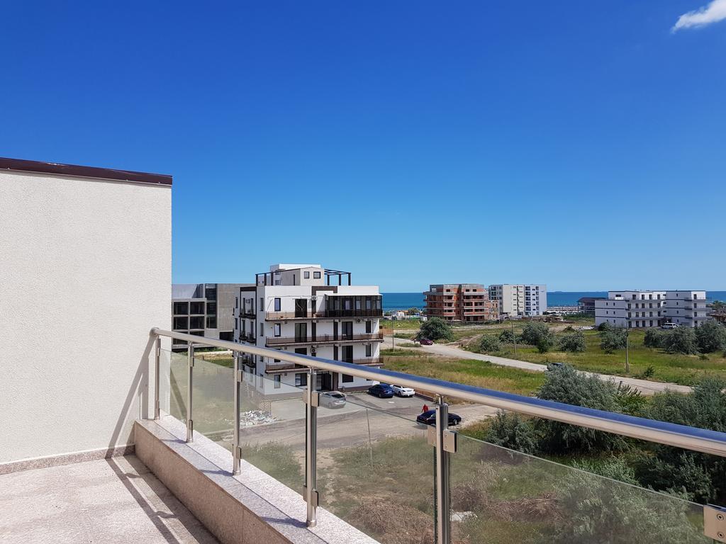 Aquazure Studio Residence 那沃达利 外观 照片